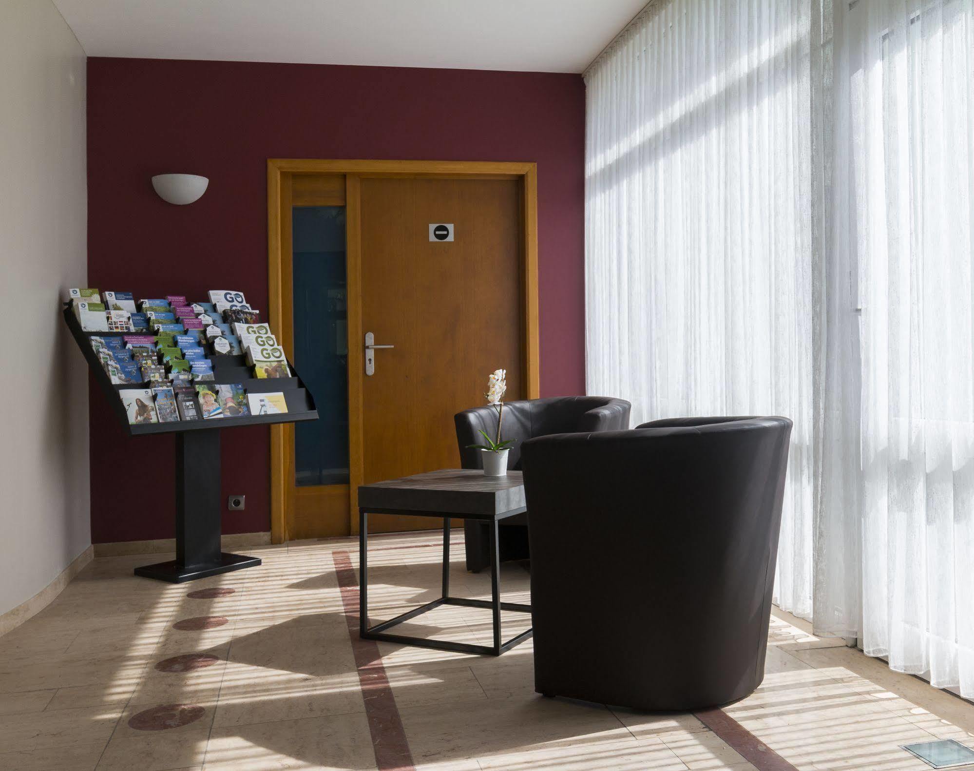 Park Hotel Kelmis Экстерьер фото