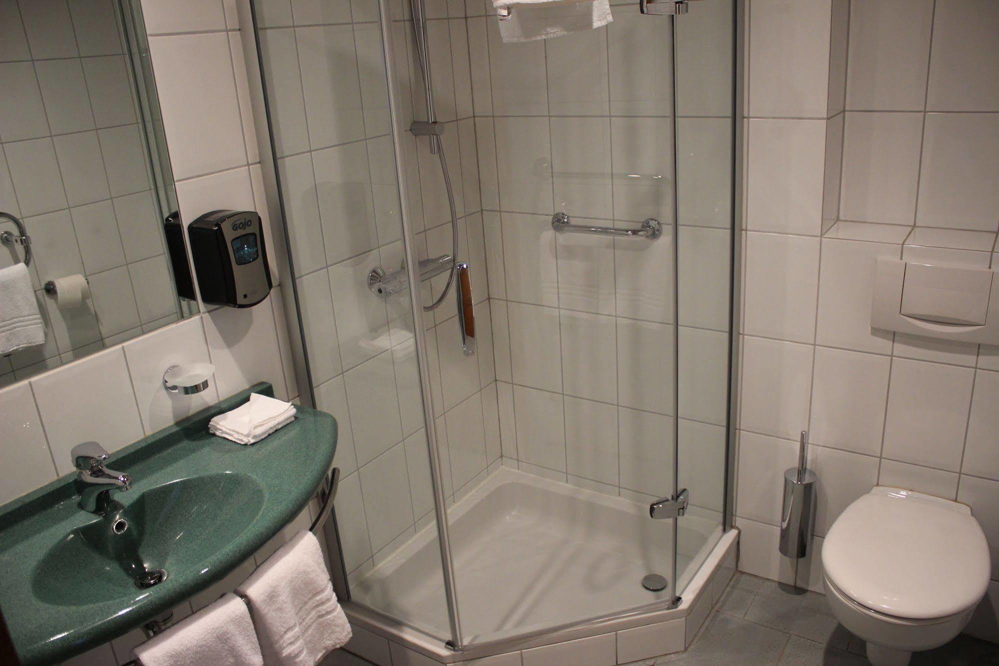 Park Hotel Kelmis Экстерьер фото