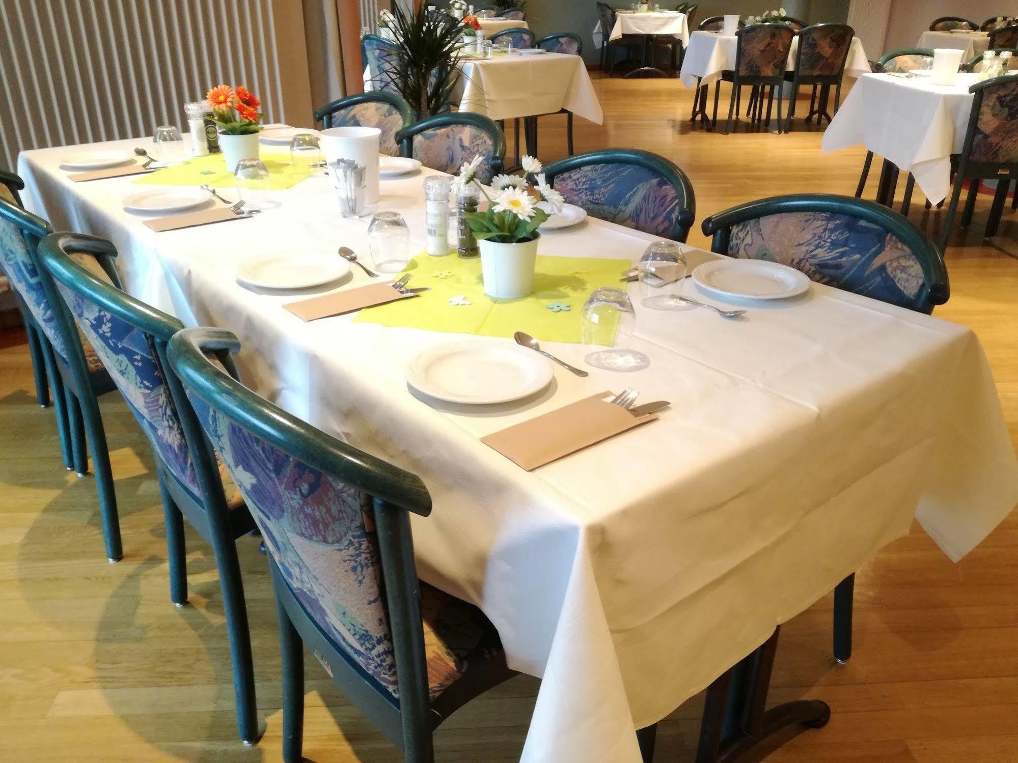 Park Hotel Kelmis Экстерьер фото