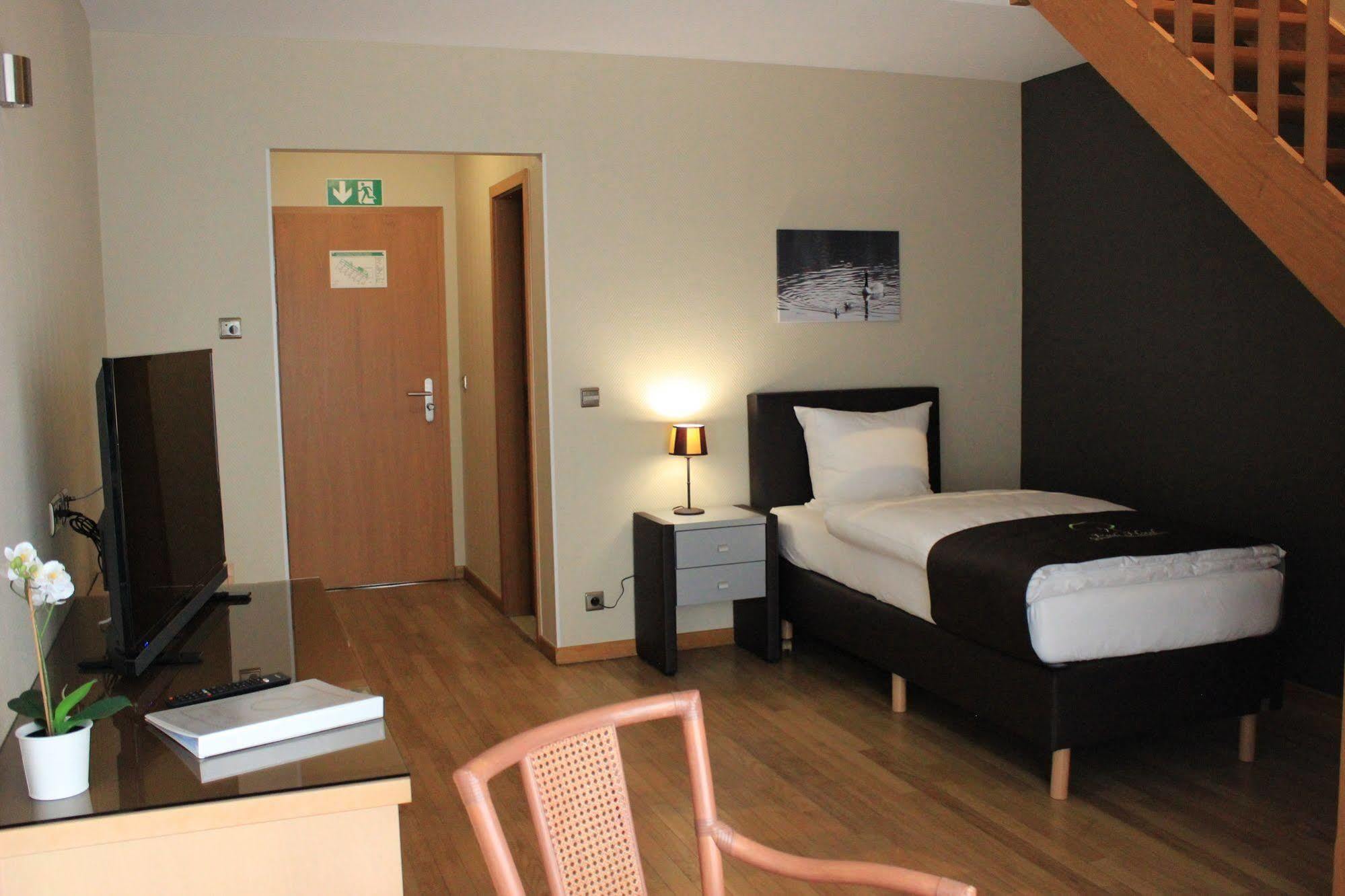 Park Hotel Kelmis Экстерьер фото